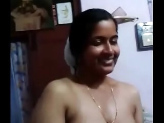VID-20151218-PV0001-Kerala Thiruvananthapuram (IK) Malayalam 42 yrs old married beautiful, hot and sexy housewife aunty bathing with her 46 yrs old married husband sex porn video
